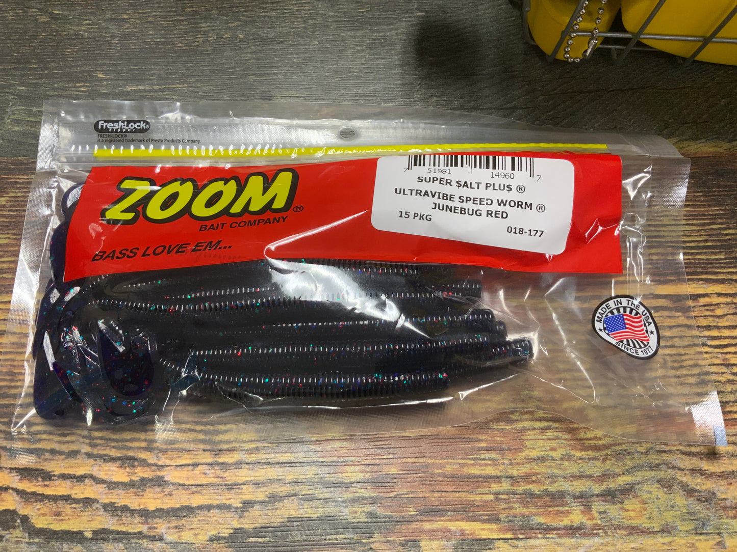 Zoom UV Speed Worm - Junebug Red