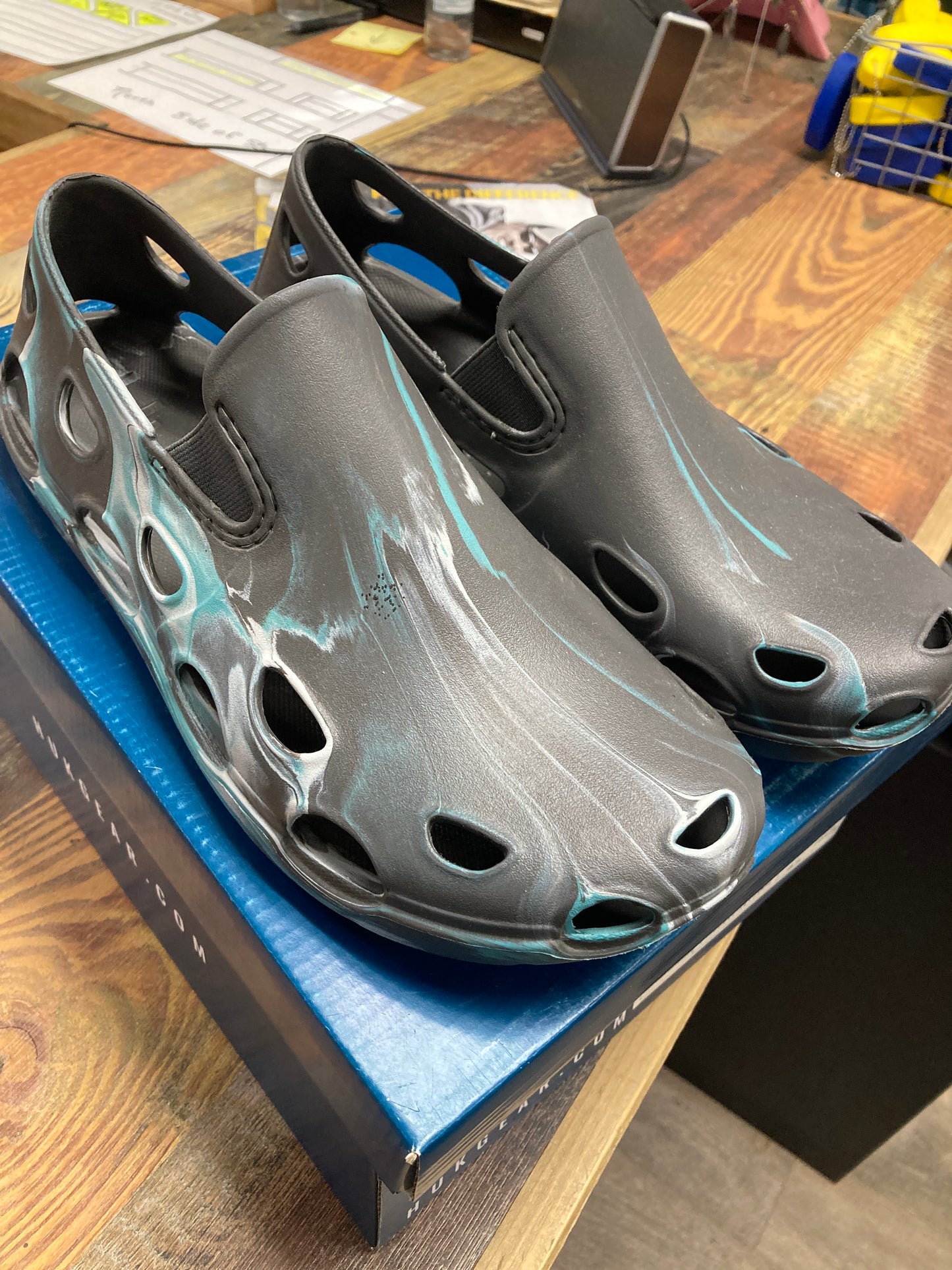 HUK volcanic ash size 11