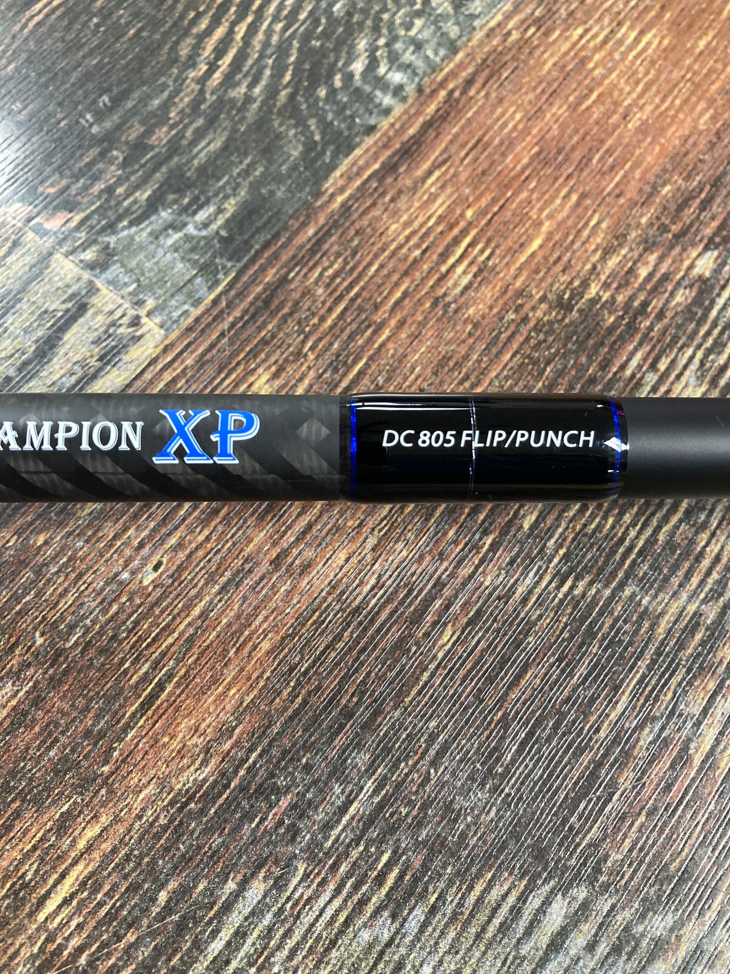 Dobyns Champion XP DC805 Flip/Punch