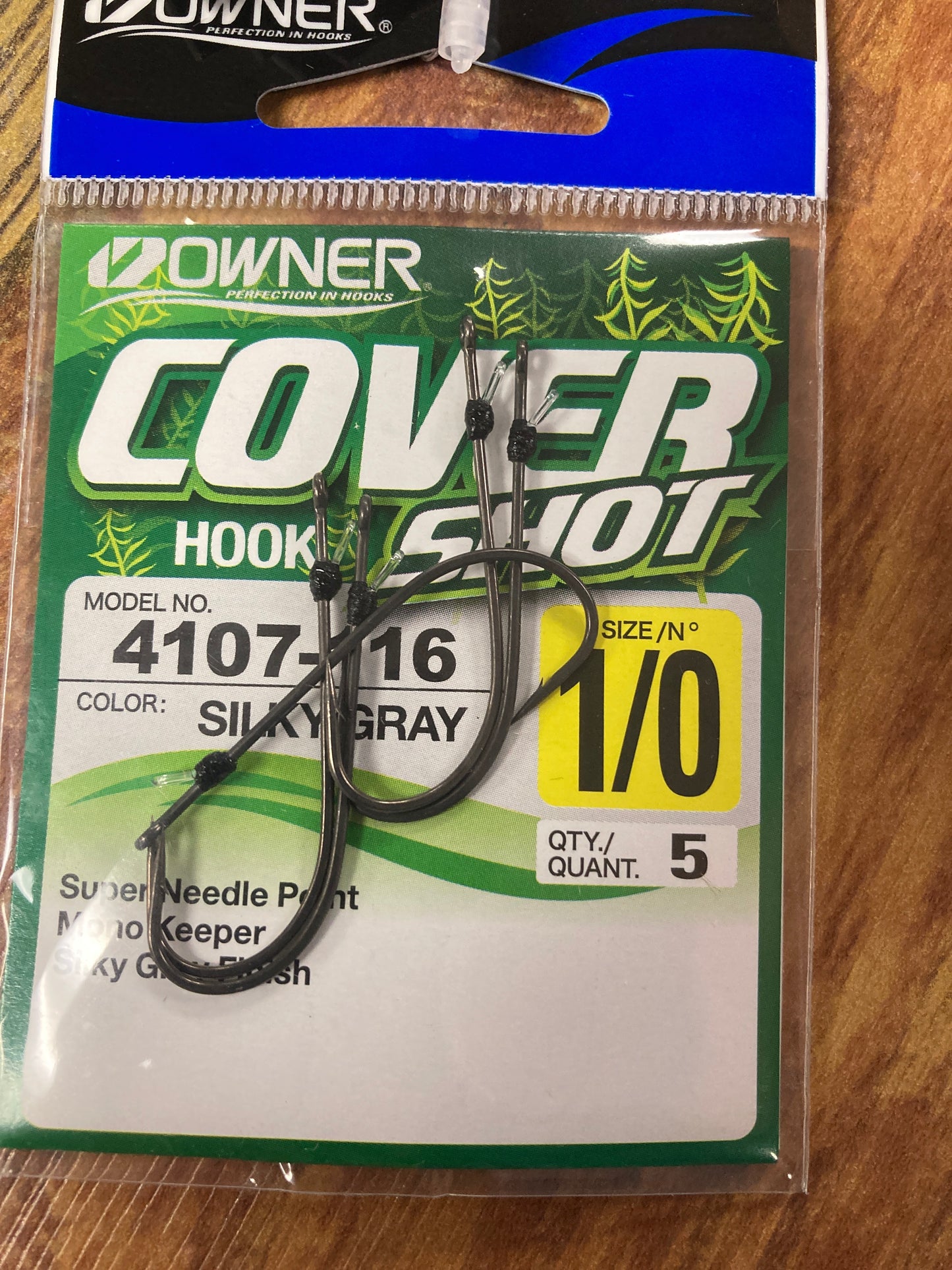 Owner Cover Shot 1/0 Silky Gray