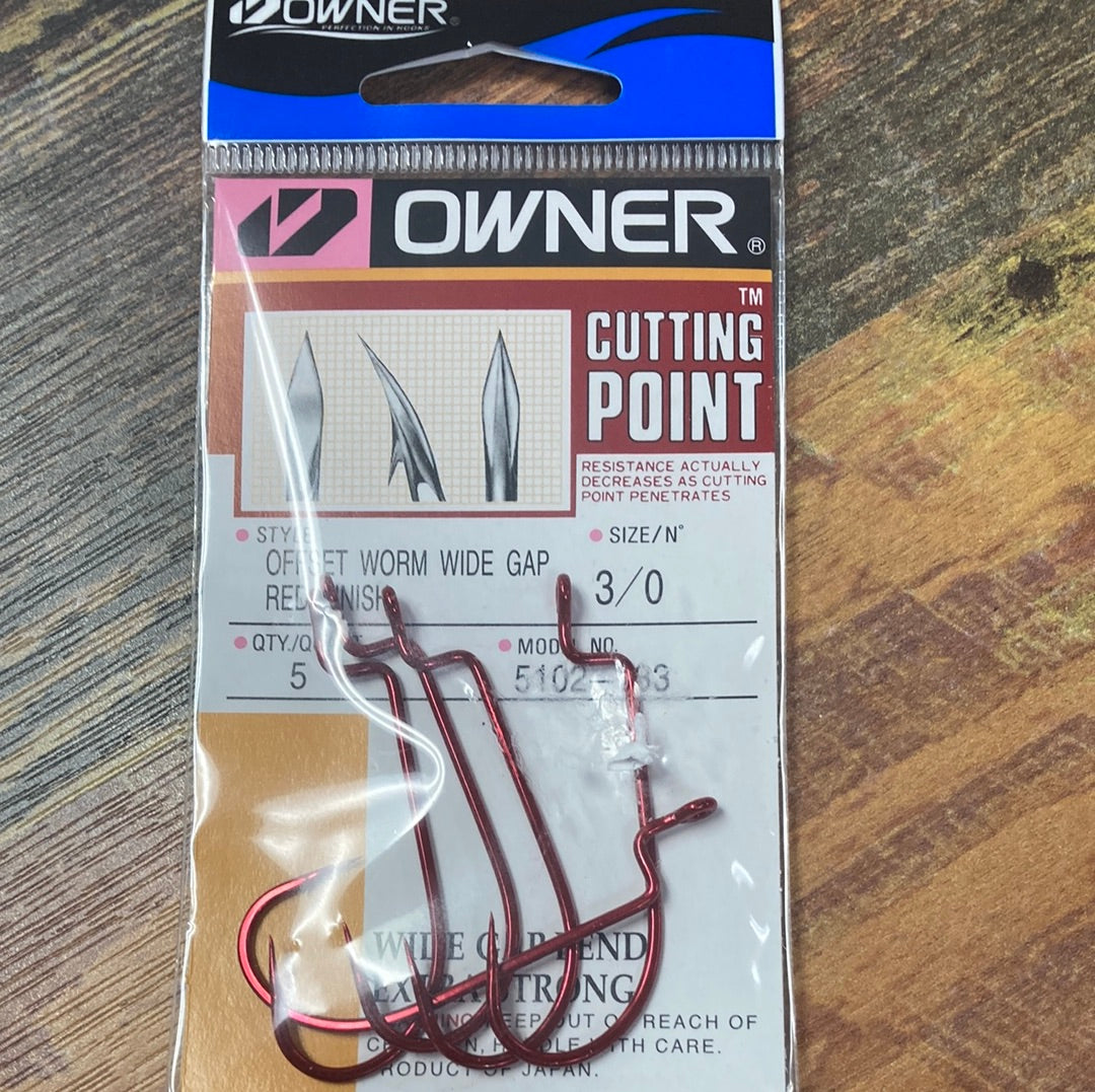 Owner Wide Gap Cutting Point Hook 3/0 Red
