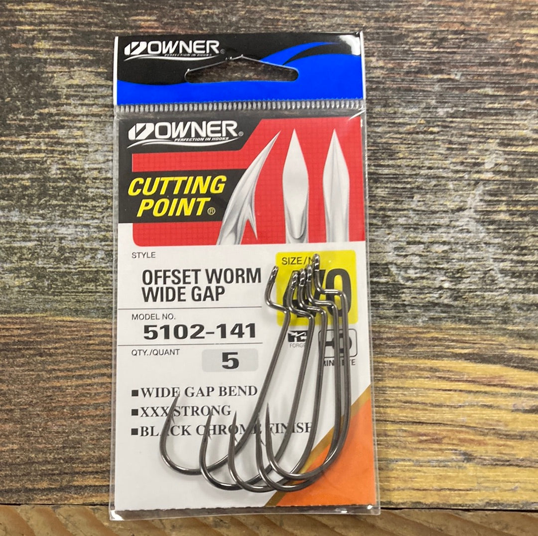 Owner Offset Worm Wide Gap 4/0 Chrome Black