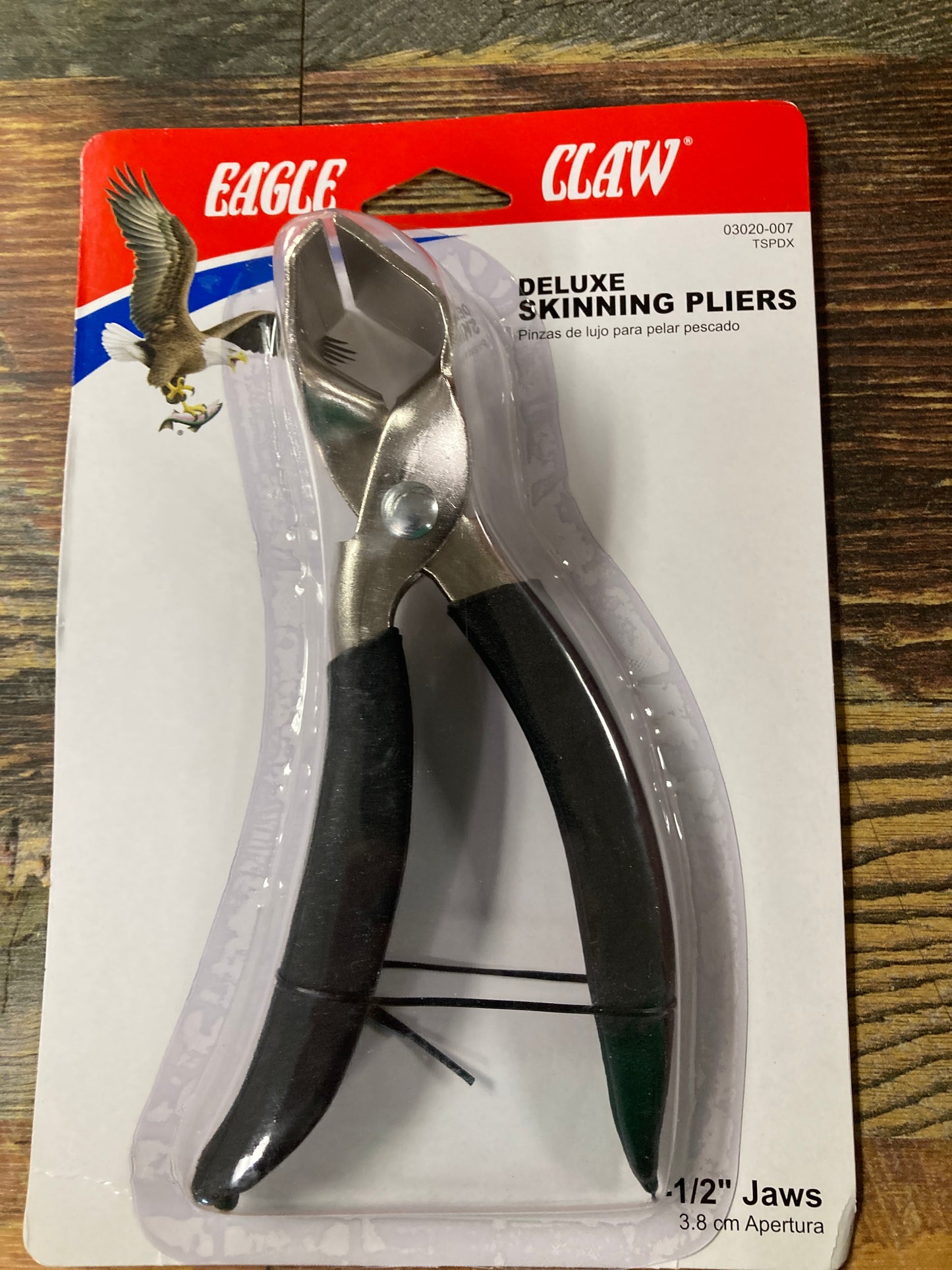 Eagle Claw Deluxe Skinning Pliers