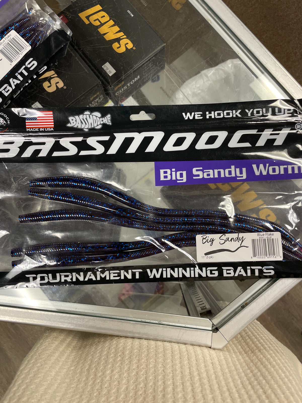 Bassmooch big sandy worm 11” 5 pk blue flake