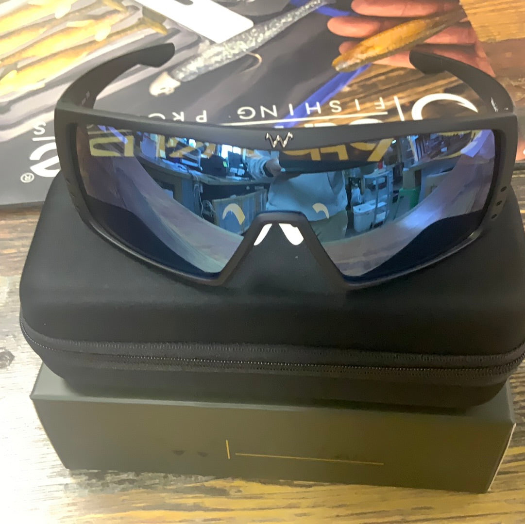 Waterland Bedfisher Matte Black Blue Honey Mirror