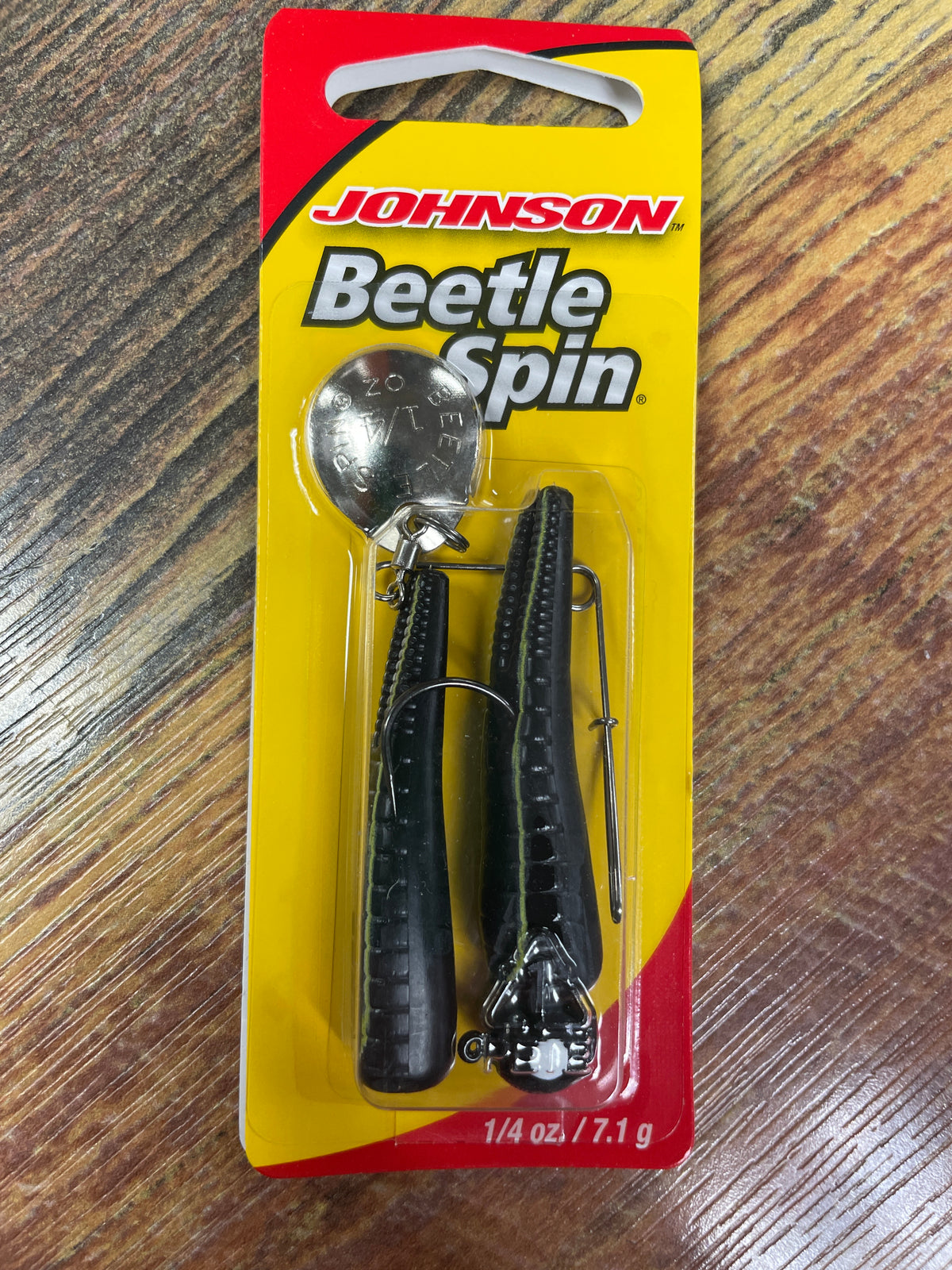 Johnson Beetle Spin 1/4 oz. Black/Yellow