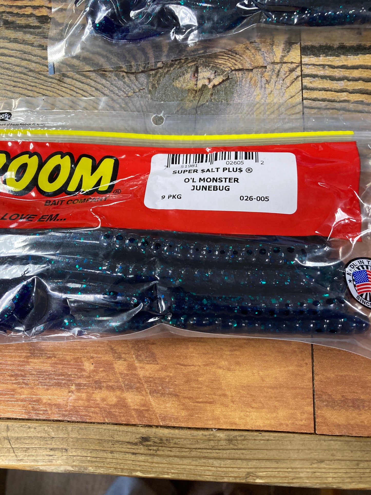 Zoom O'l Monster - Junebug