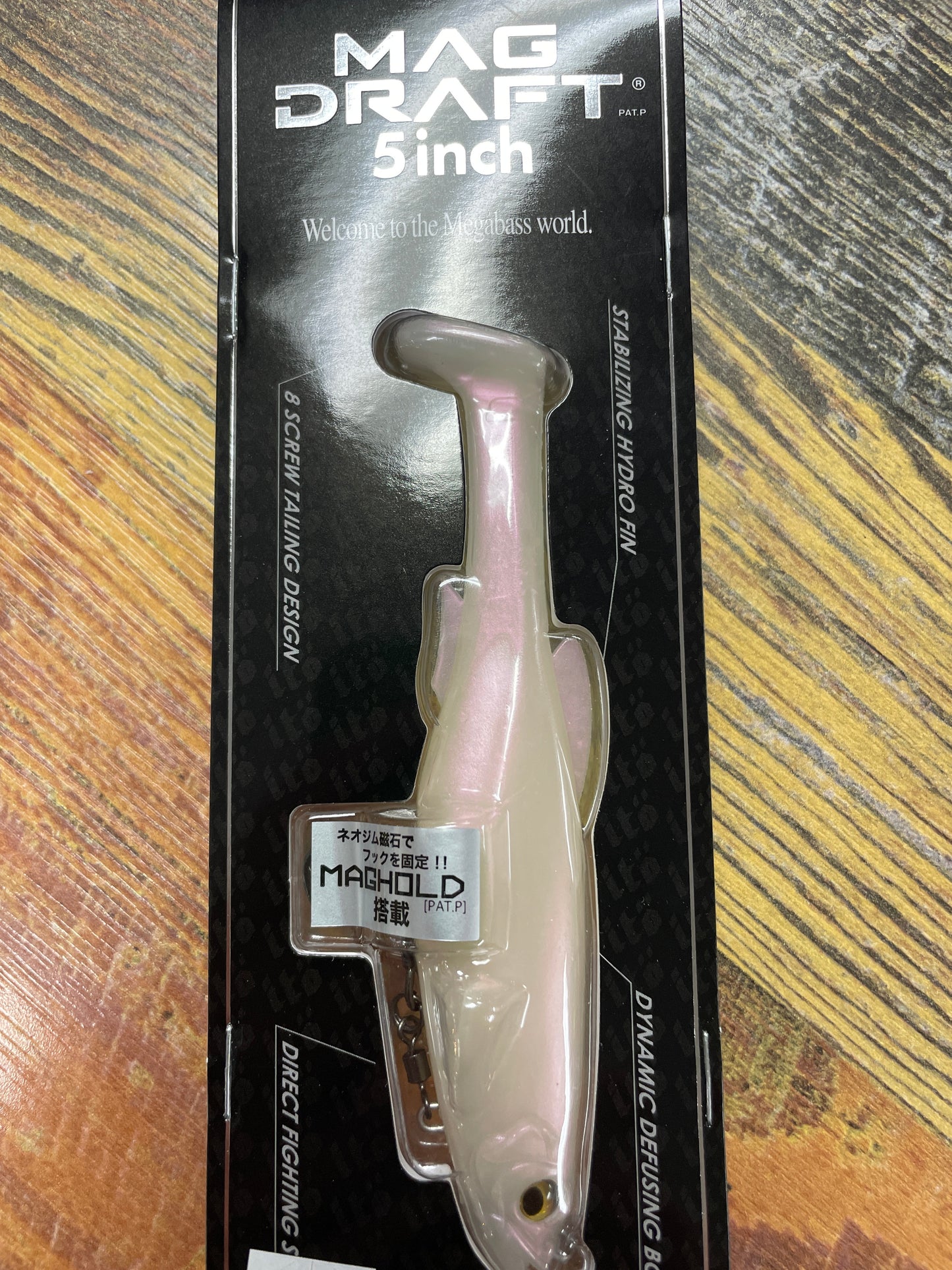 Megabass Mag Draft 3/4 oz. 5” Albino Pearl Shad