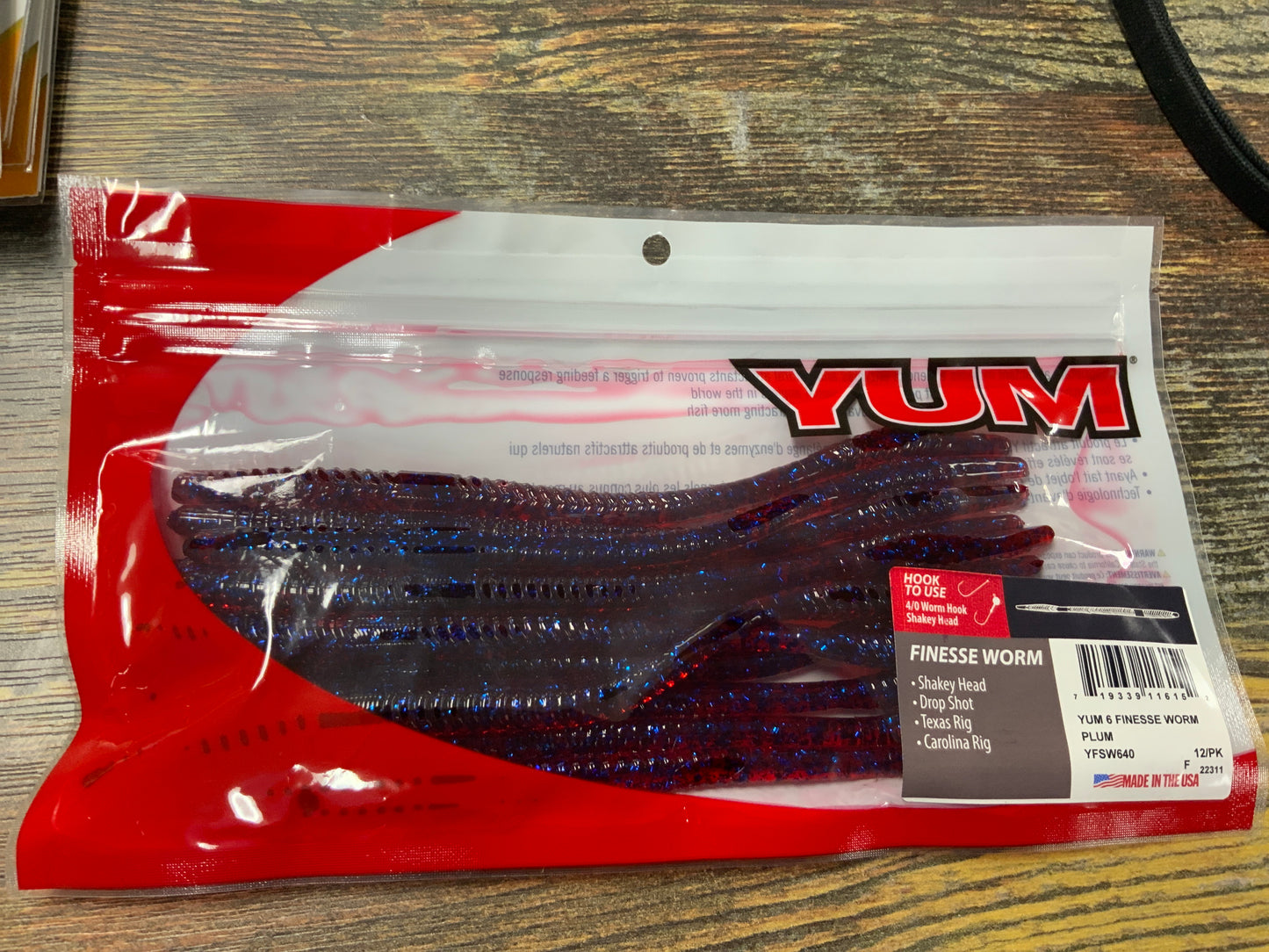 Yum 6 Finesse Worm - Plum