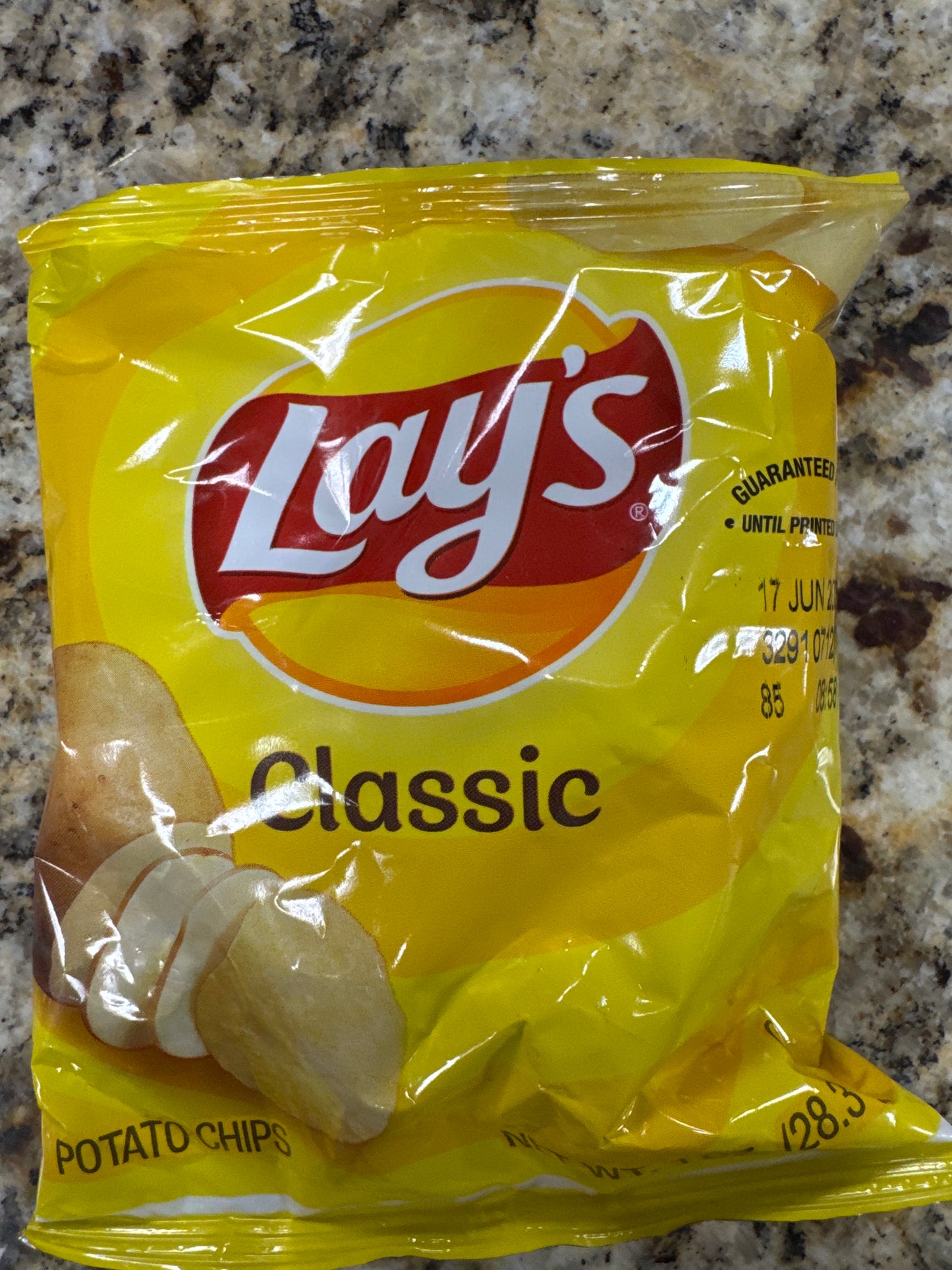 Lays classic chips 1oz