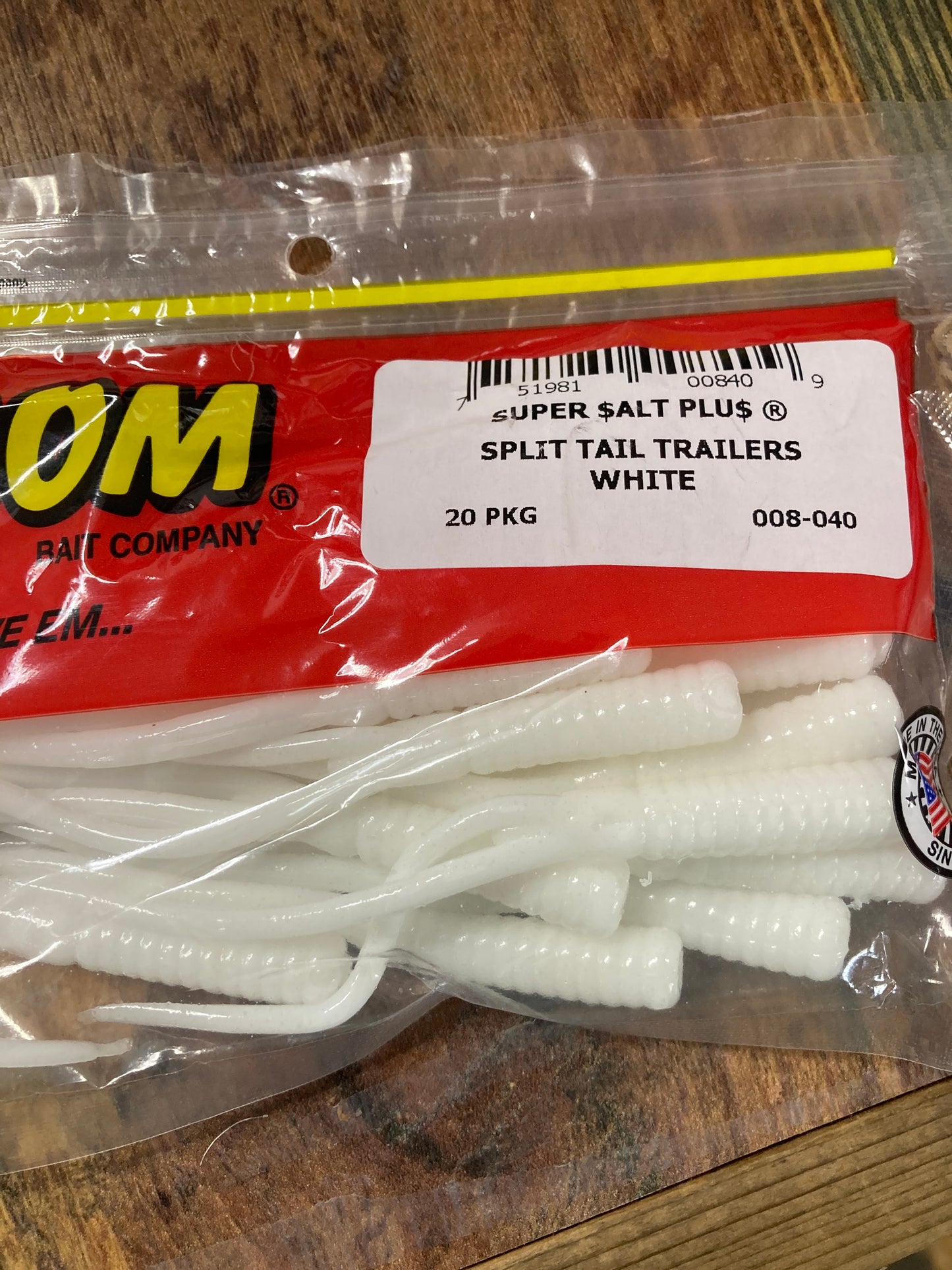 Zoom Split Tail Trailer - White
