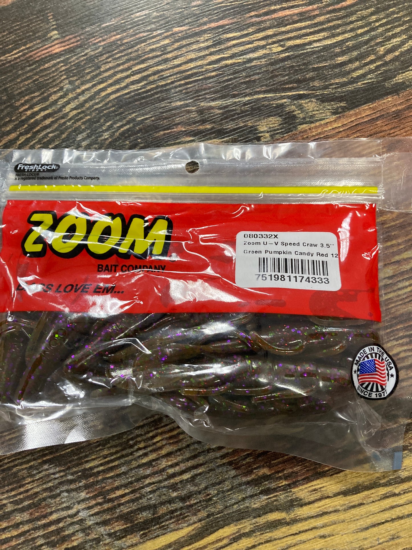 Zoom U-V Speed Craw 3.5" Green Pumpkin Candy Red