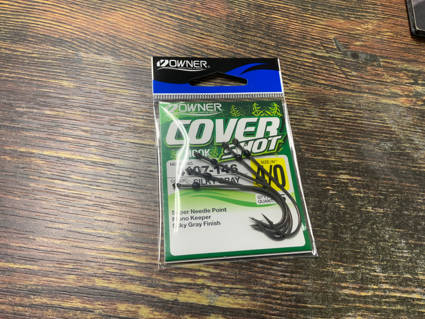 Owner Cover Shot 4/0 Silky Gray