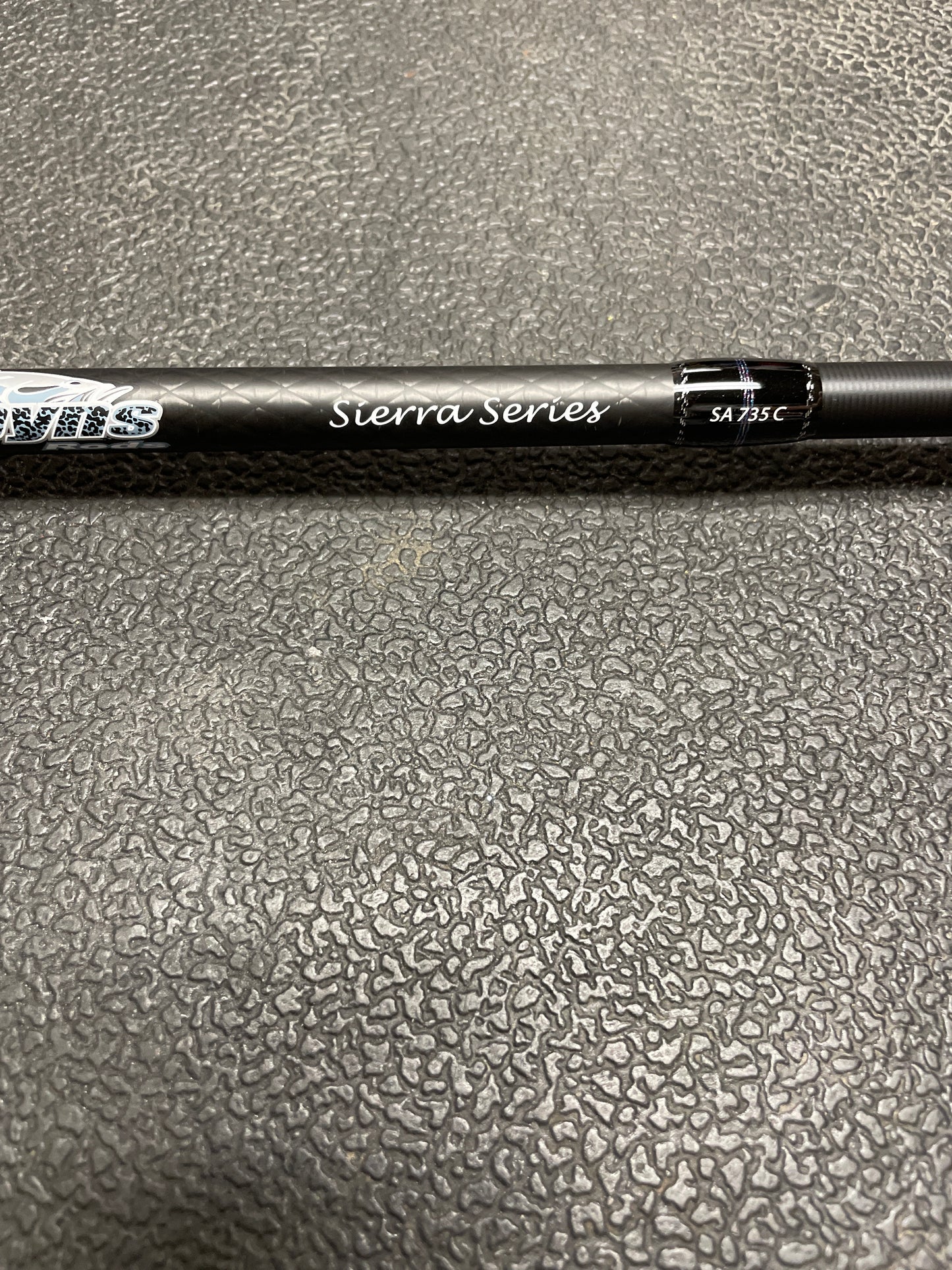 Dobyns Sierra SA 735 C