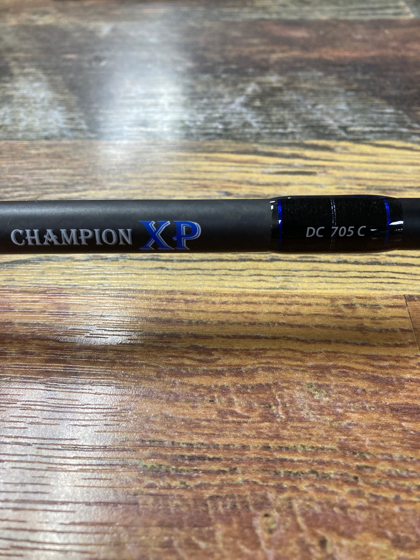Dobyns Champion XP - DC 705C - Casting