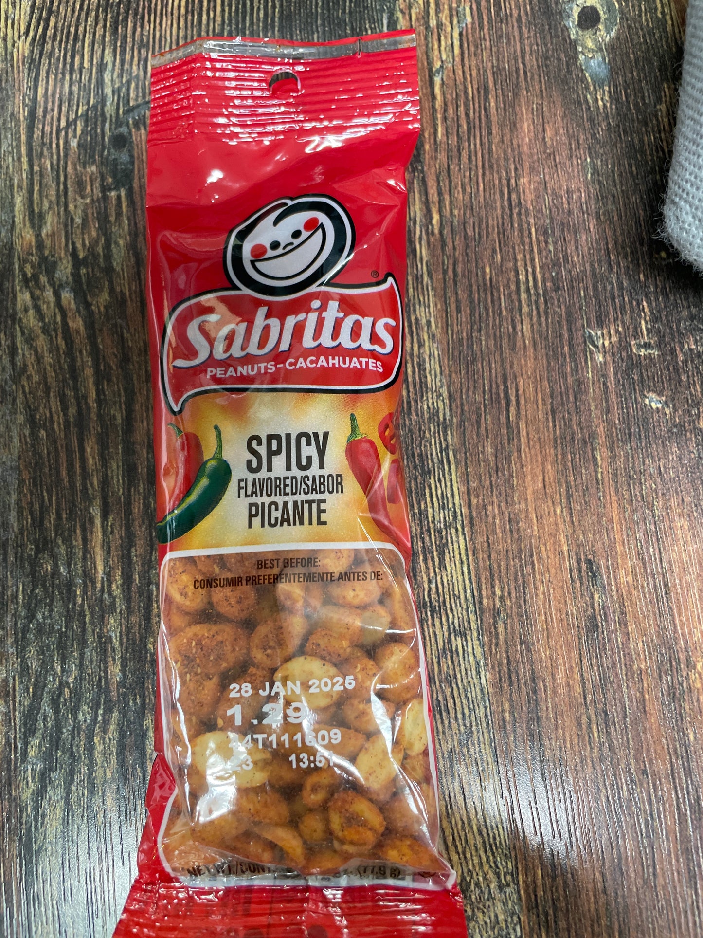 Spicy peanuts