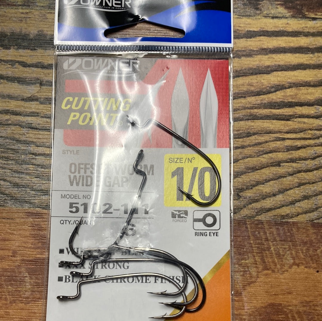 Owner Offset Worm Wide Gap 1/0 Chrome Black