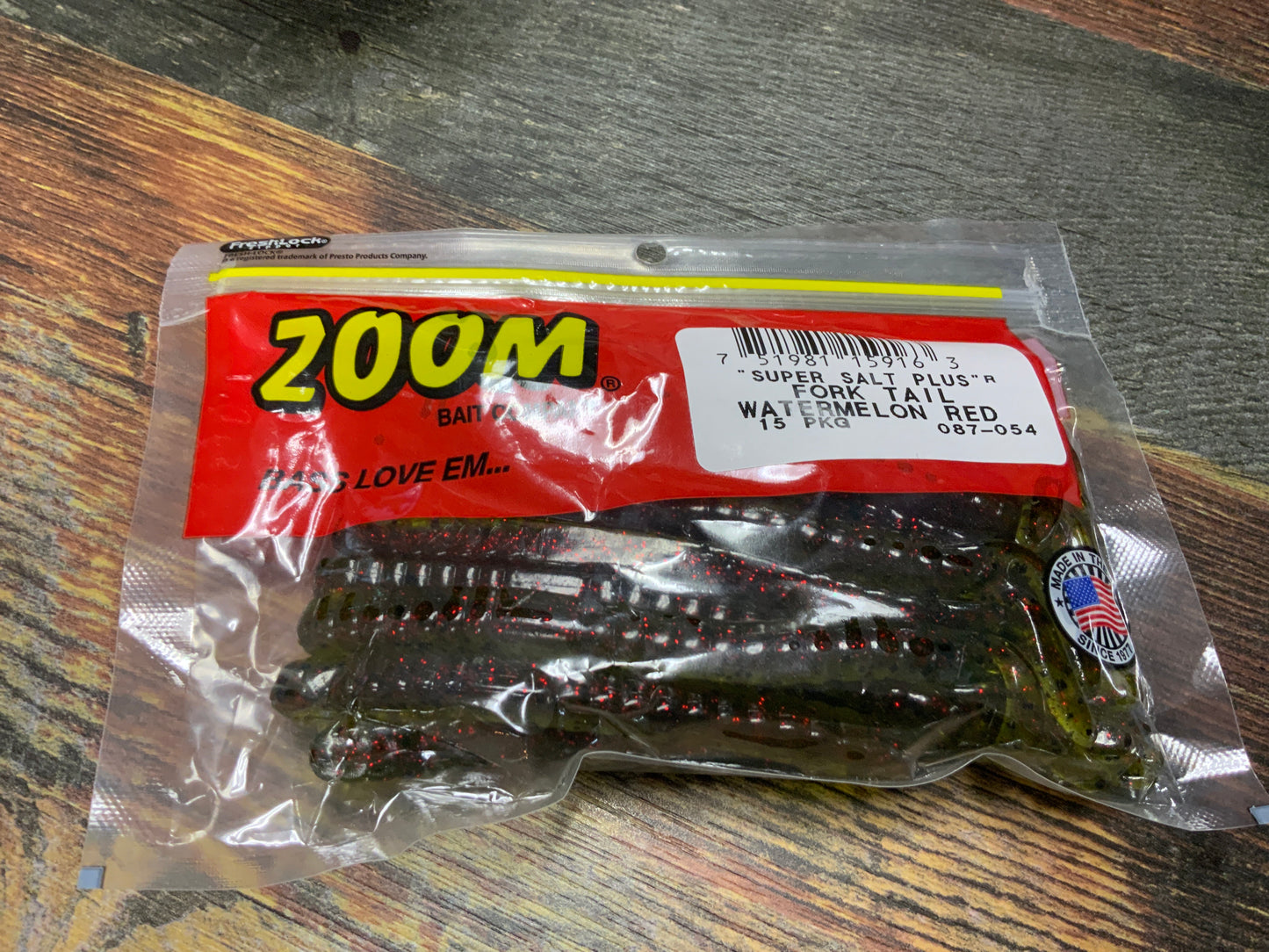 Zoom Fork Tail - Watermelon Red