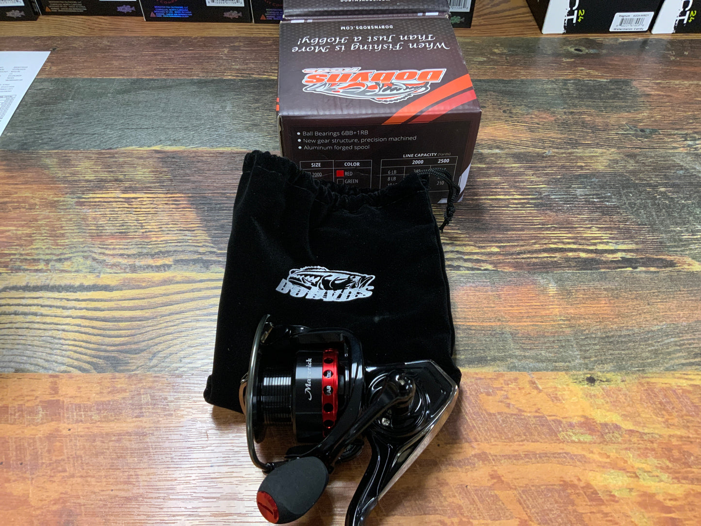 DOBYNS MV2500 RED SPINNING REEL