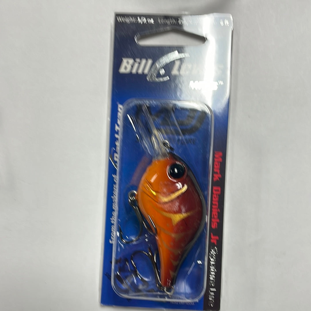 Mustad MR-6 Crankbait 1/2oz 2.25”. Rayburn Red Craw