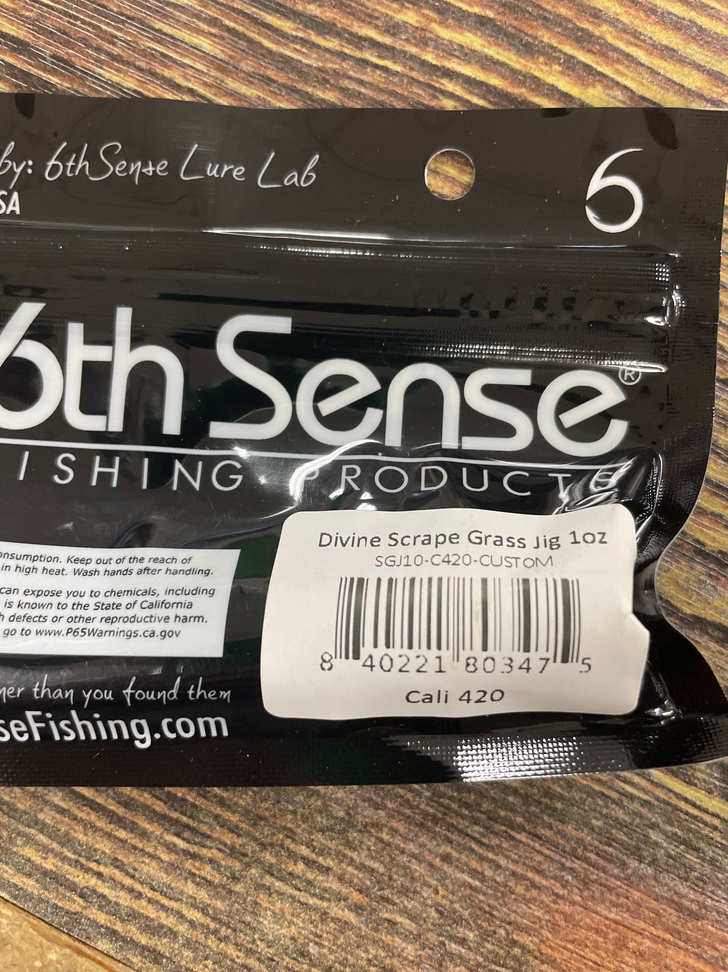 6th Sense Divine Scrape Grass Jig 1oz. Cali 420