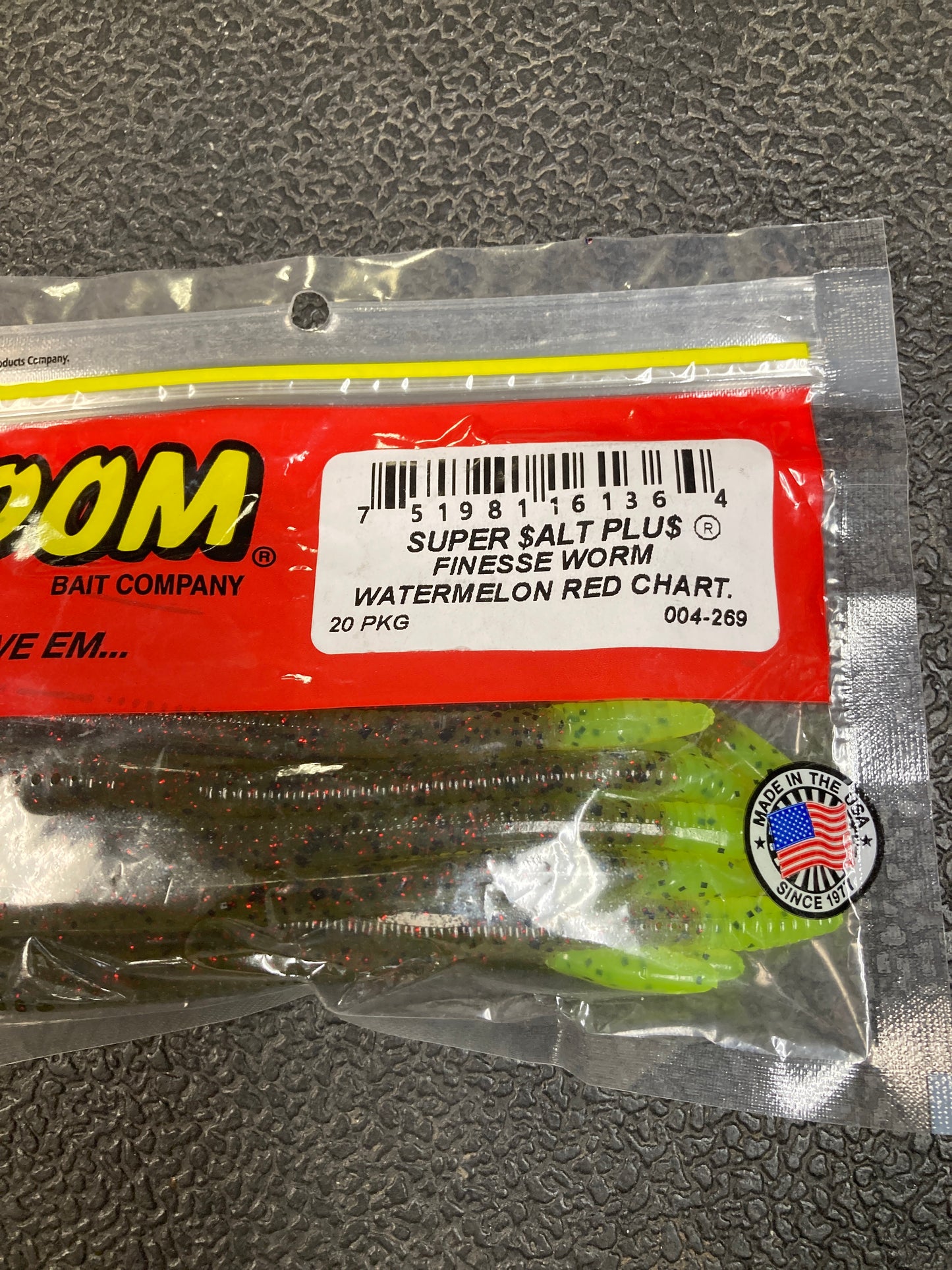 Zoom Finesse Worm - Watermelon Red Chartreuse