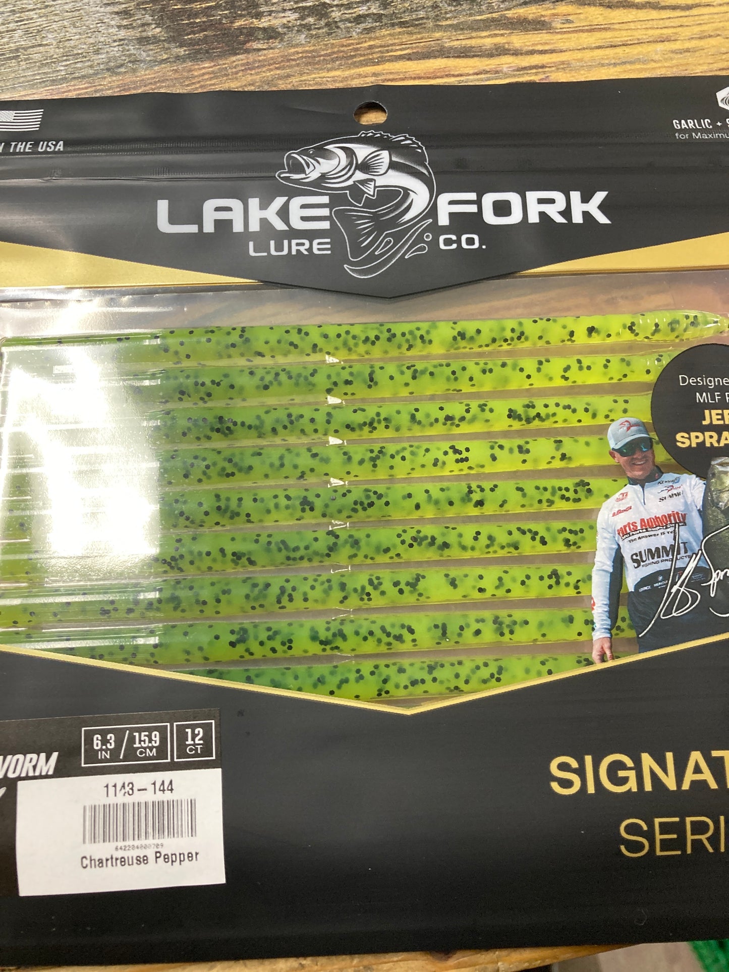 Lake Fork Lures Pro Flat Finesse Worm Chart- Pepper