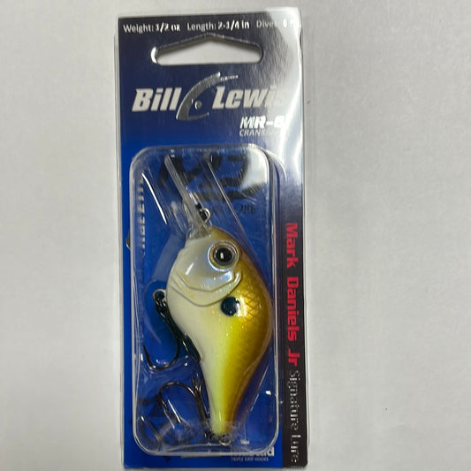 Mustad MR6  1/2 oz.  2.25” Amber Shad
