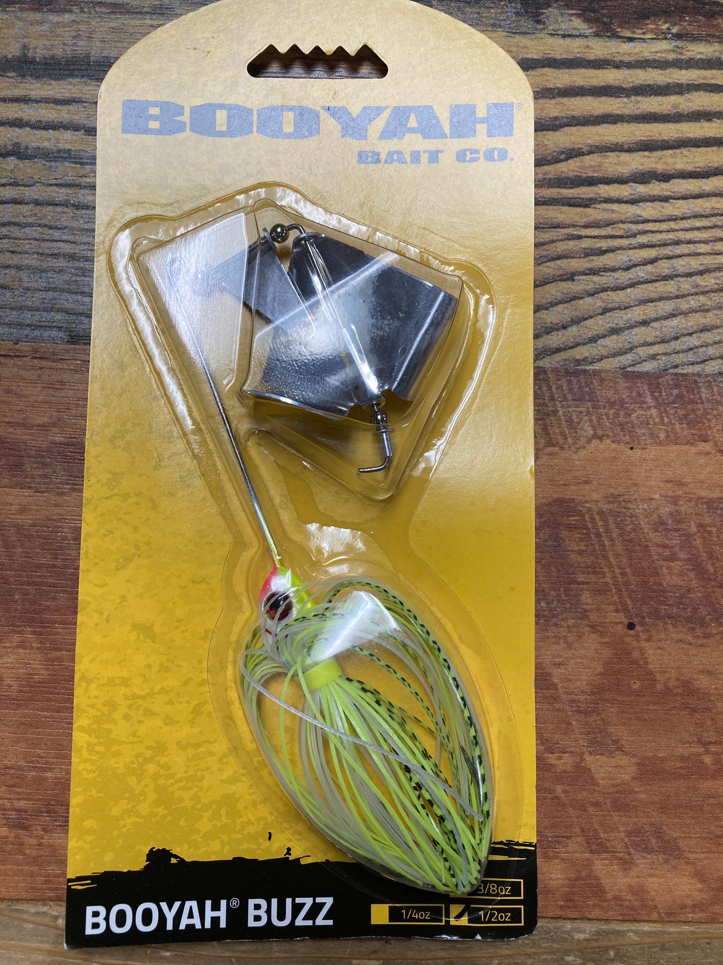 BOOYAH Buzz 1/2 oz. Chart Pearl White/White Chart