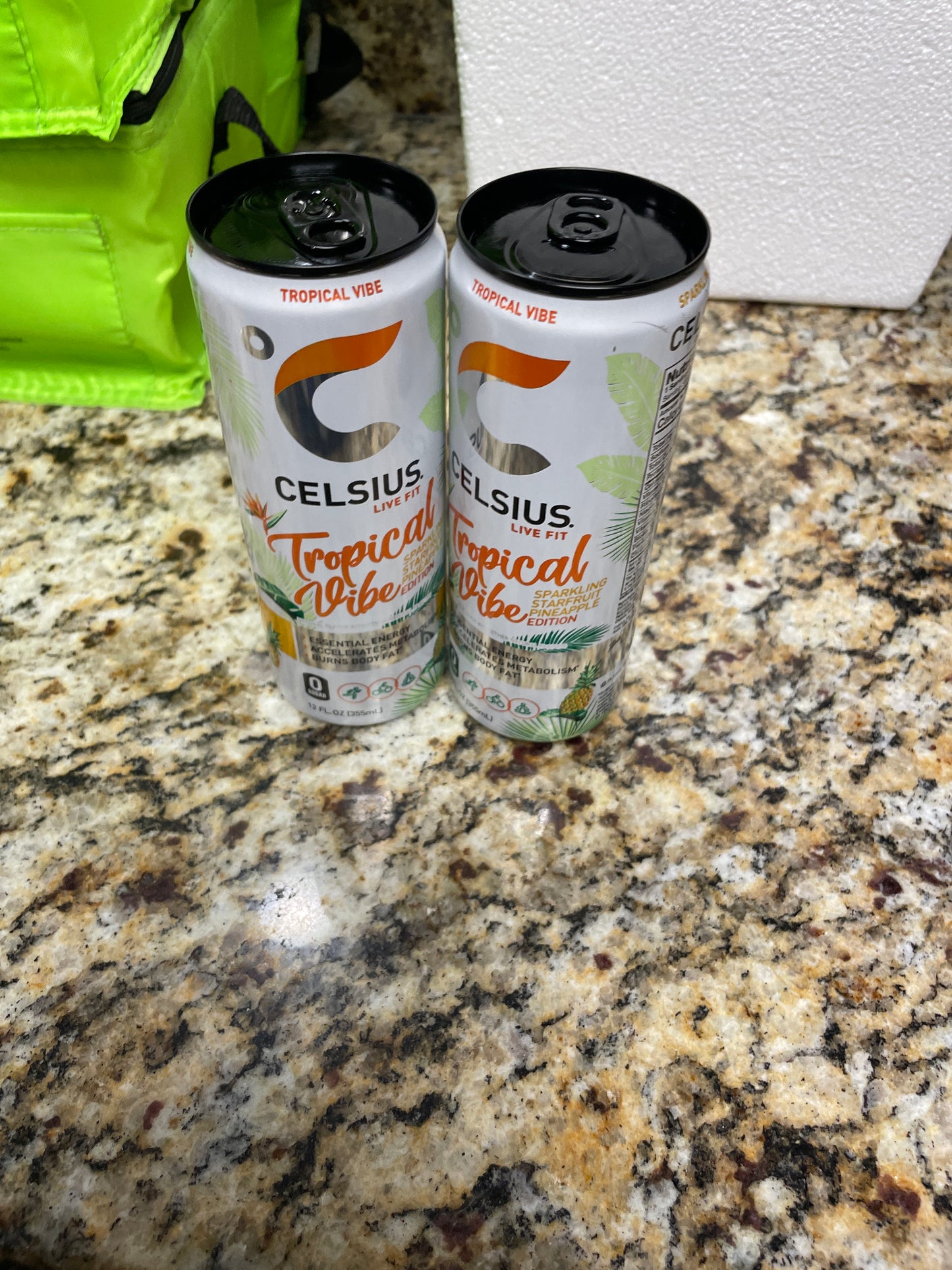 Celsius tropical vibe