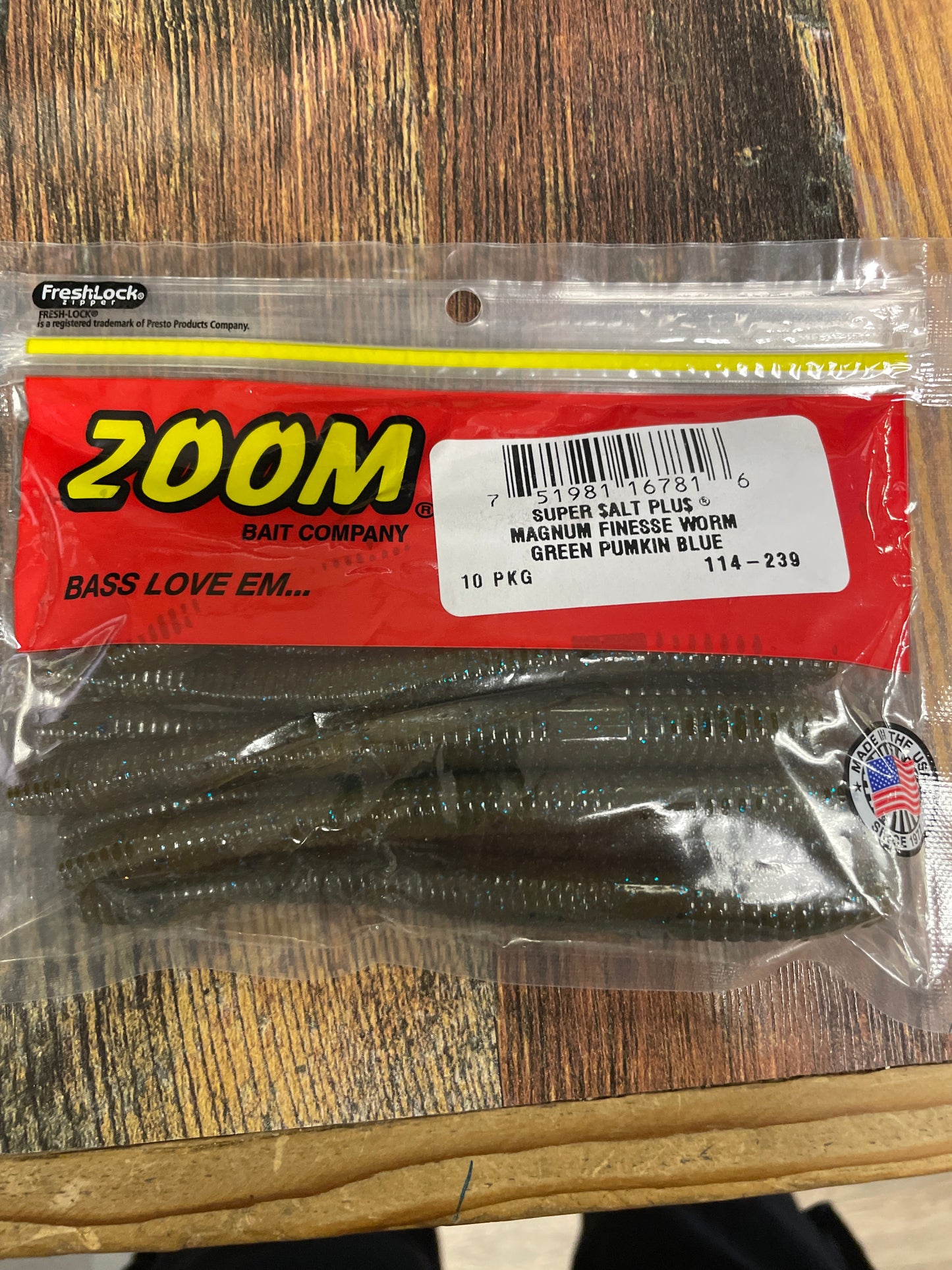 Zoom Magnum Finesse Worm - Green Pumpkin Blue