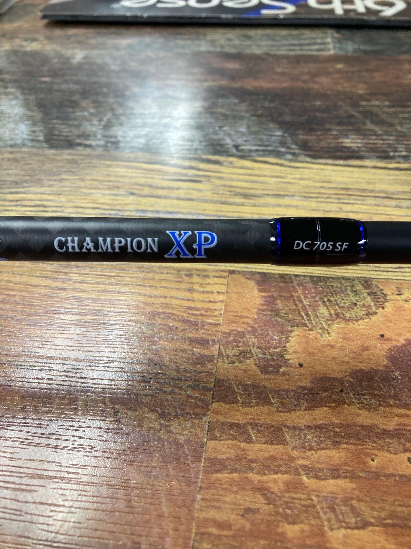 Dobyns Champion XP - DC 705 SF