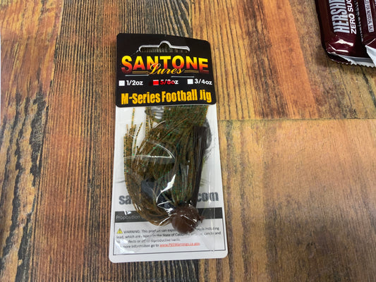 Santone M Series Football Jig 5/8 oz. Green Pumpkin Flake