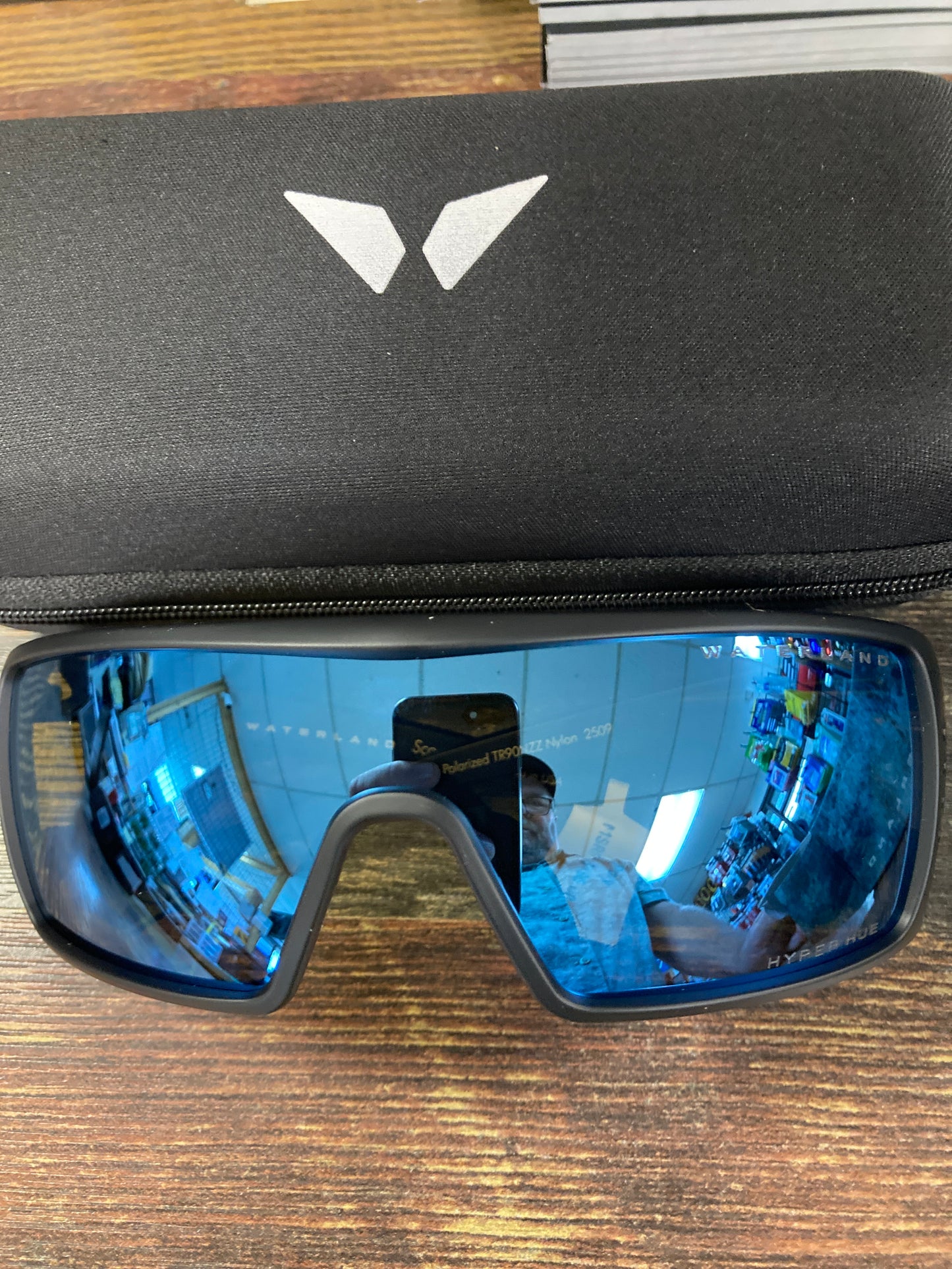 Waterland Scopers Black Frame Blue Honey Mirror