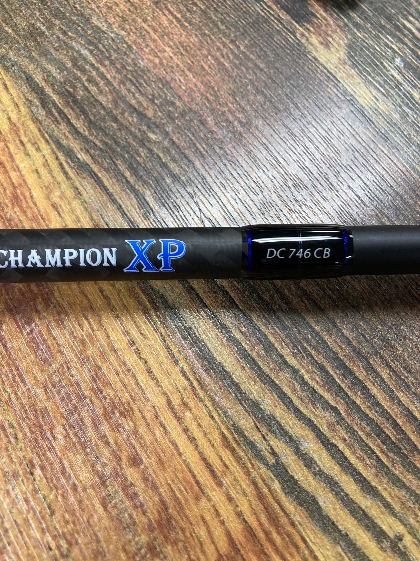 Dobyns Champion XP - DC 646 CB