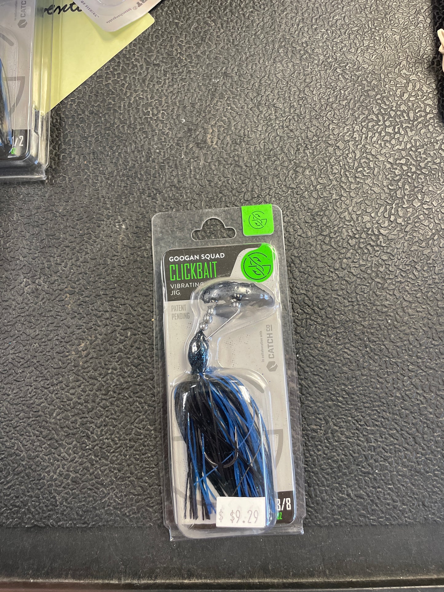 Googan Clickbait 3/8 oz. Black/Blue