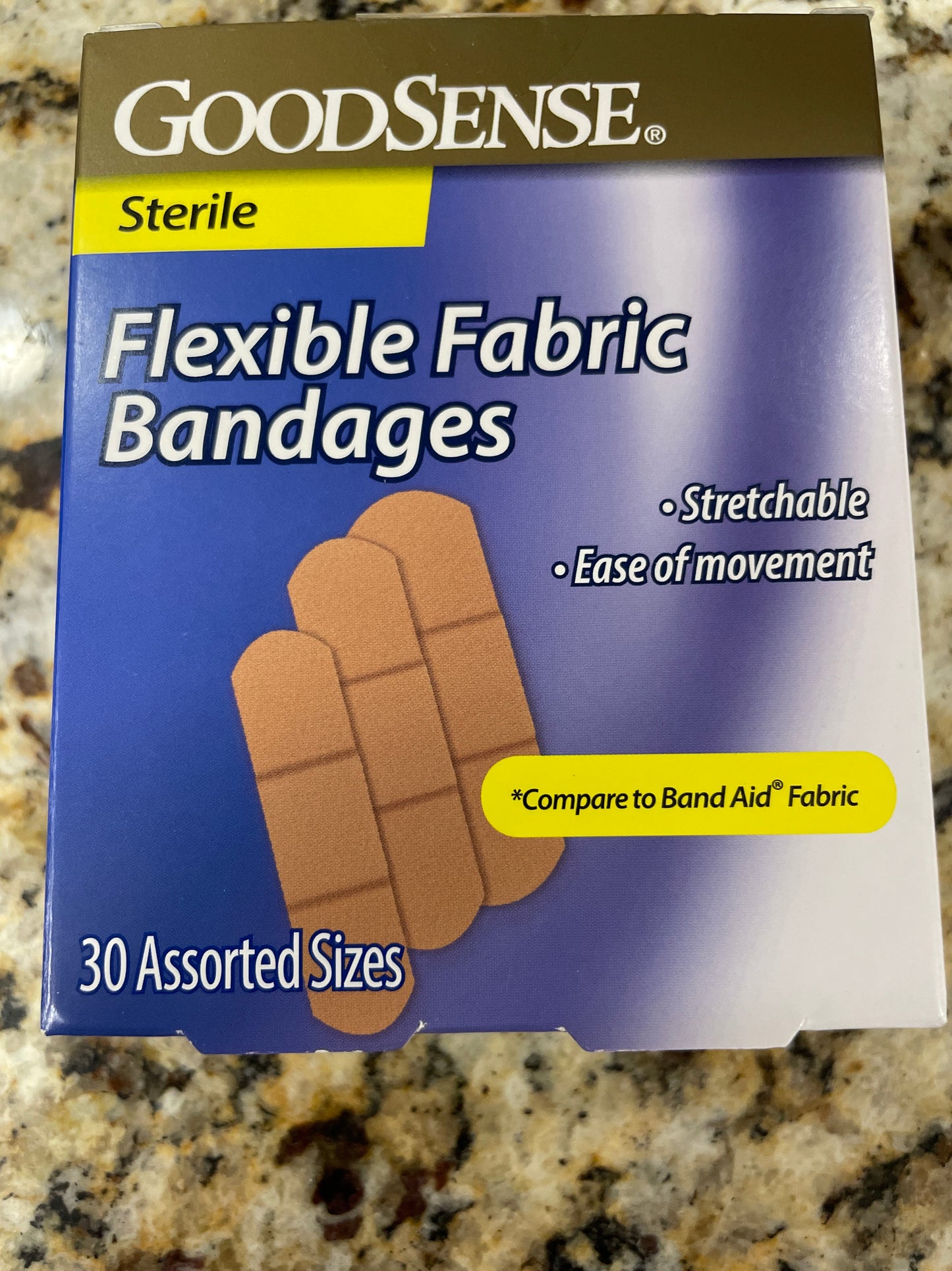 Goodsense Flexible Fabric Bandaids 30 Assorted Sizes
