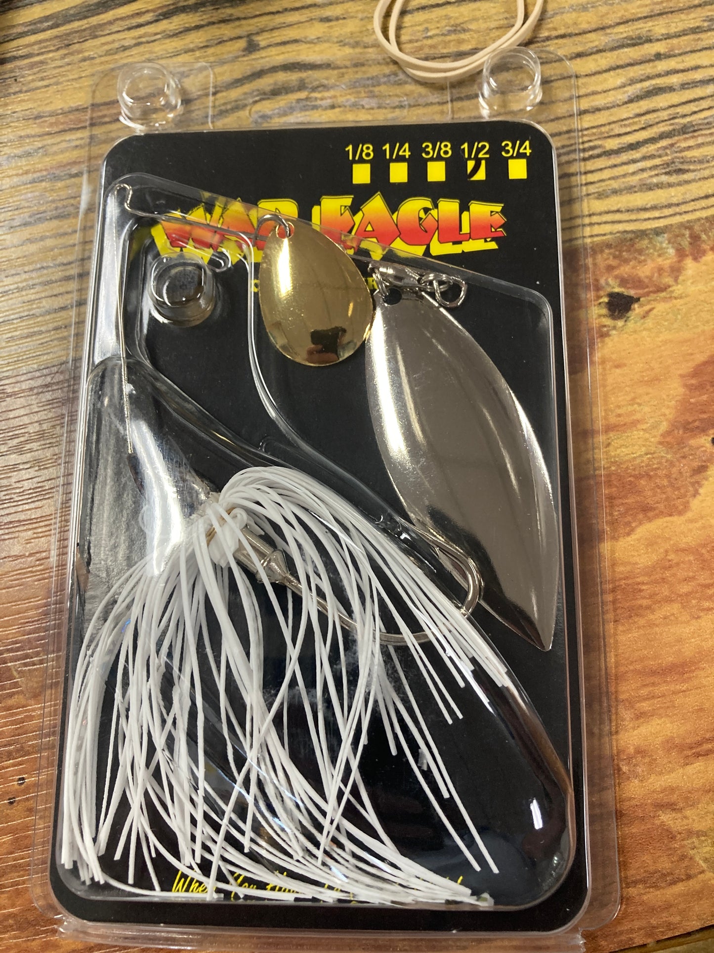 War Eagle Spinnerbait 1/2 oz. White Silver