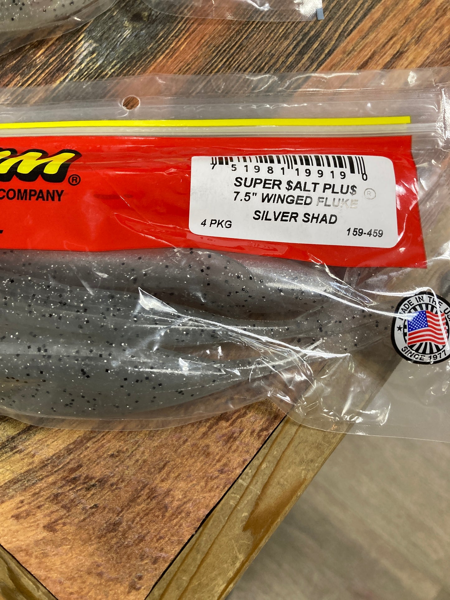 Zoom Winged Fluke 7.5 Silver Shad