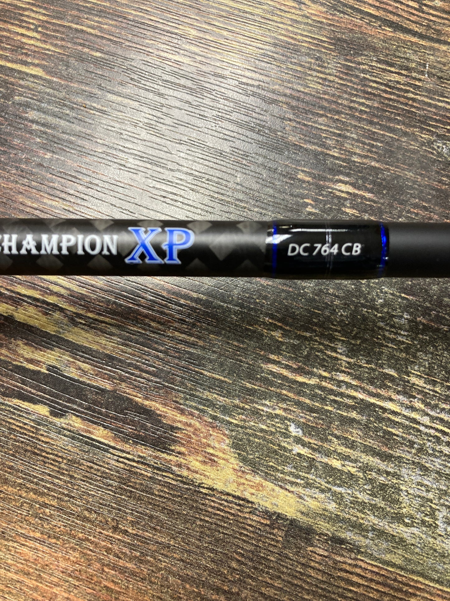 Dobyns Champion DC 764 CB