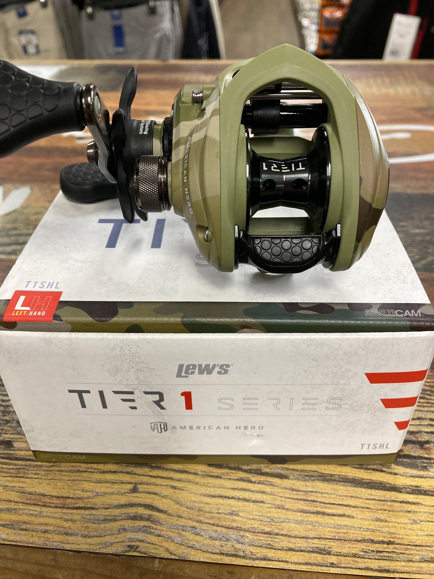 Lew’s T1SHL 7:5:1 Gear - Camo