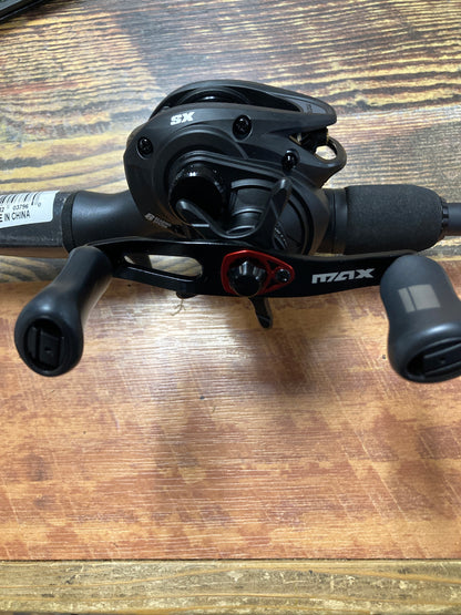 Abu Garcia Max Bait cast Combo 7’ SX