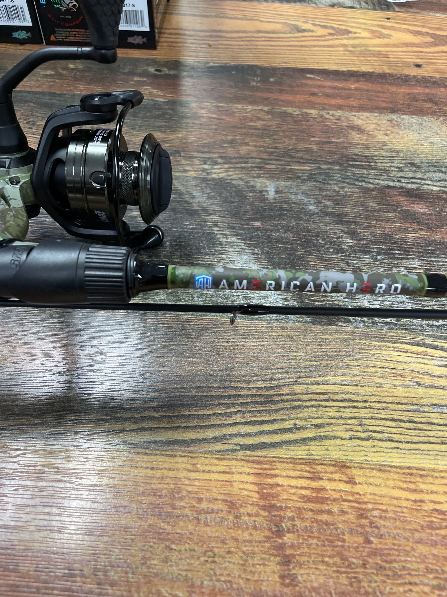 Lew’s American Hero 2Piece Spinning Rod