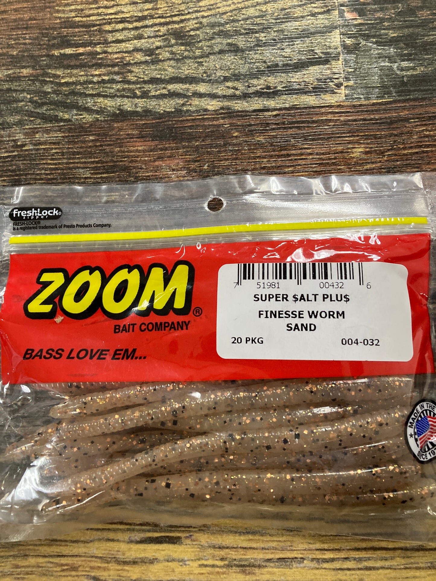 Zoom Finesse Worm 4.5" Sand