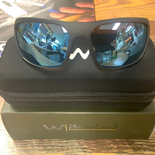 Waterland Milkin - Black/Blue Honey Mirror