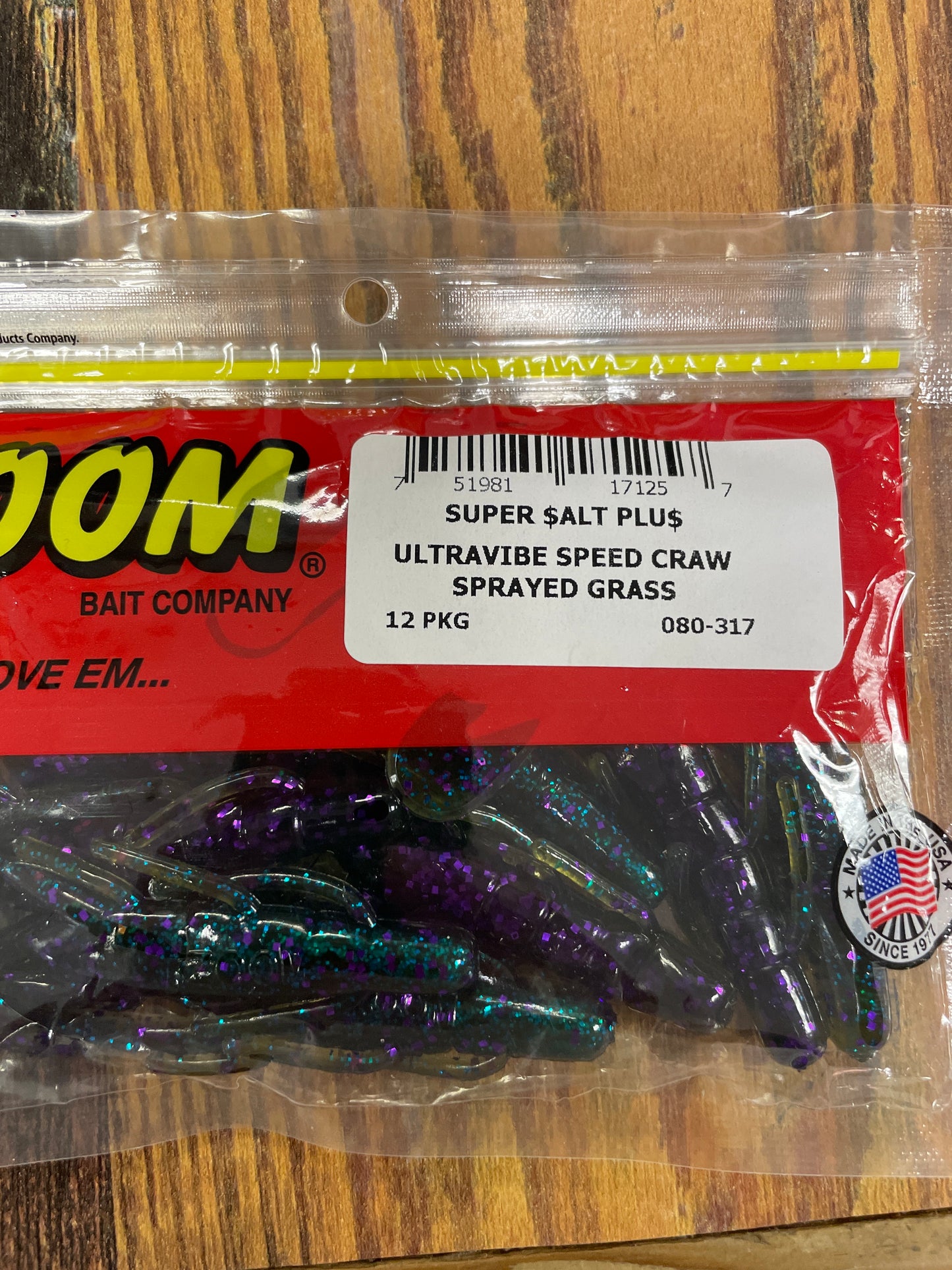 Zoom UV Speed Craw Sprayed Grass